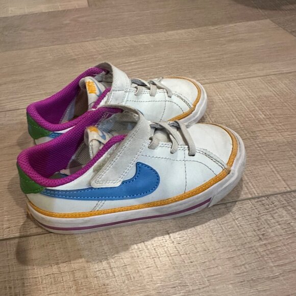 NIKE GIRL SIZE 9C COURT LEGACY LOW TOP BLUE PURPLE - Picture 1 of 7